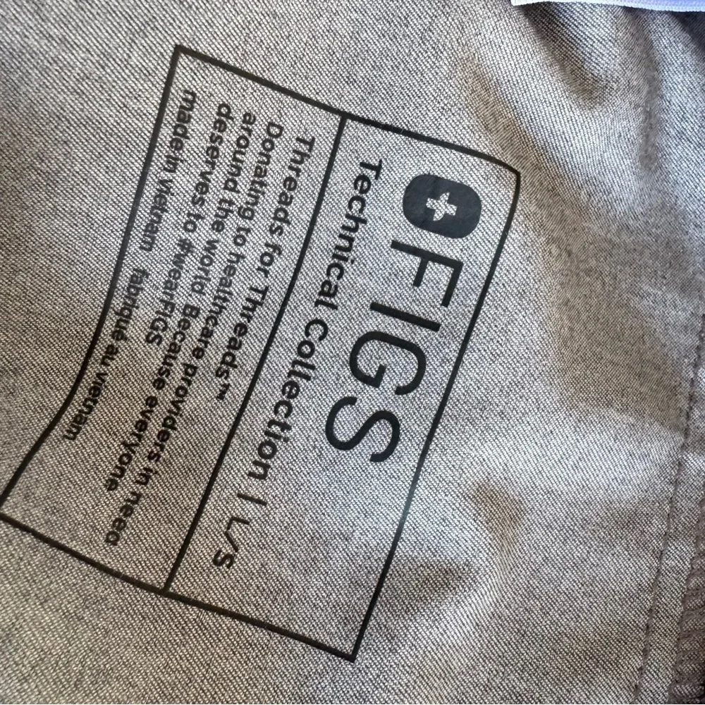 Figs Men's Gray Jogger Sweatpants with Drawstring